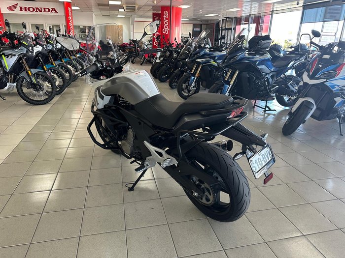 2022 CFMOTO 650MT MT White