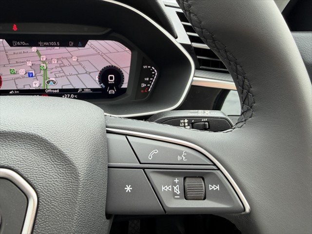 2025 Audi Q3 35 TFSI S line edition