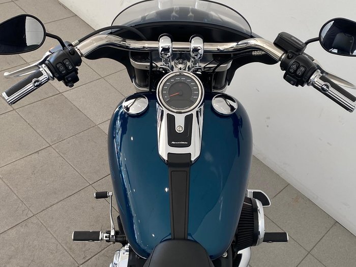 2020 Harley-Davidson Sport Glide 107 (FLSB) Softail Blue
