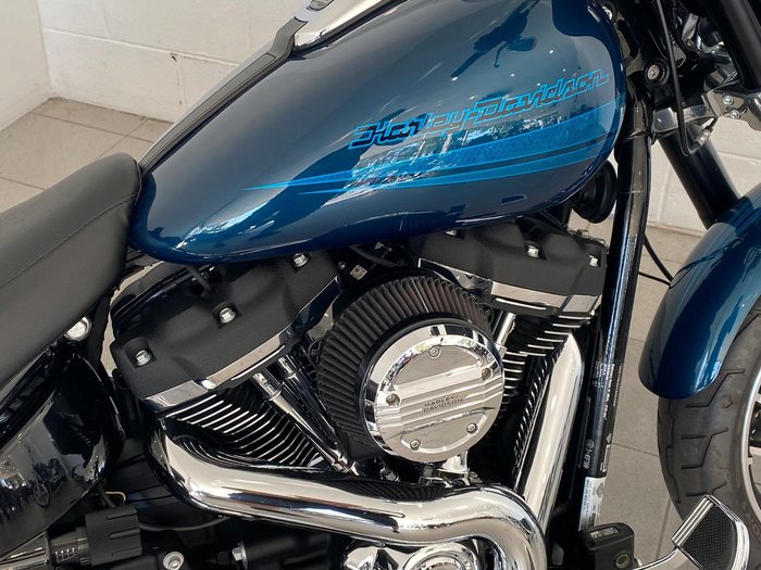 2020 Harley-Davidson Sport Glide 107 (FLSB) Softail Blue