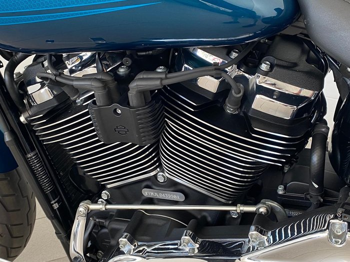 2020 Harley-Davidson Sport Glide 107 (FLSB) Softail Blue