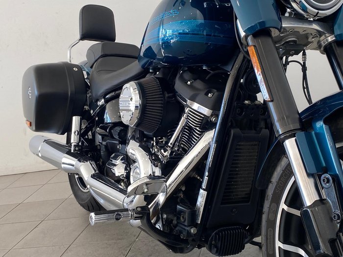 2020 Harley-Davidson Sport Glide 107 (FLSB) Softail Blue