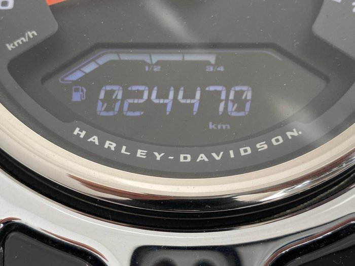 2020 Harley-Davidson Sport Glide 107 (FLSB) Softail Blue