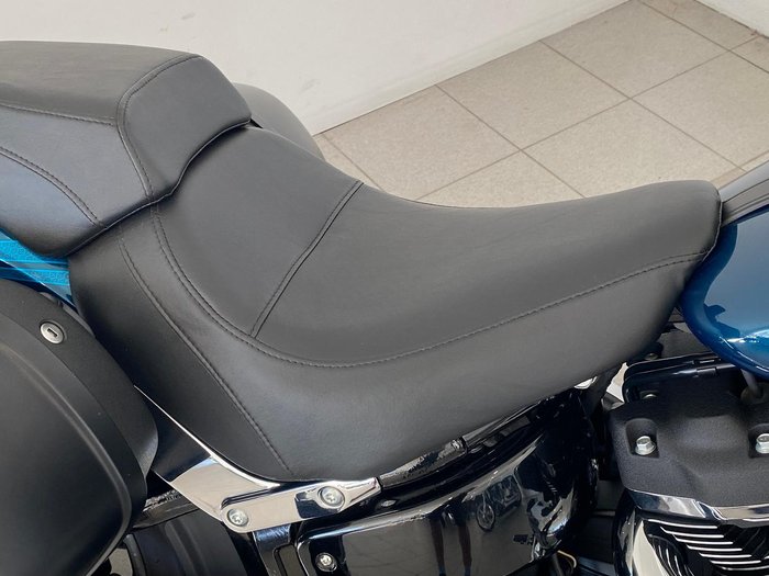 2020 Harley-Davidson Sport Glide 107 (FLSB) Softail Blue