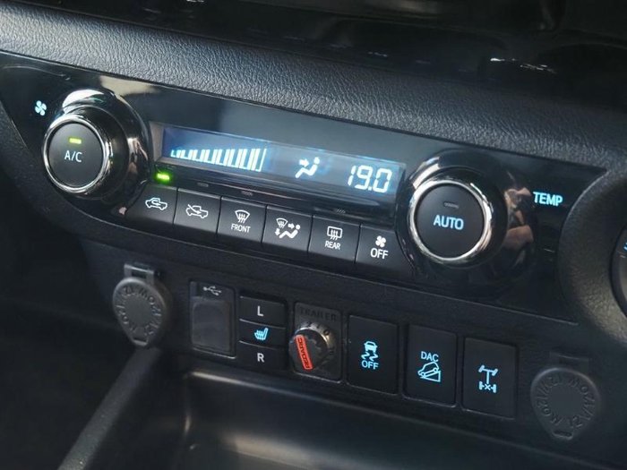 2019 Toyota Hilux Rugged X