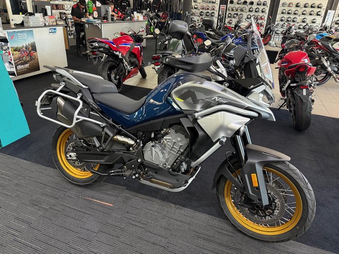 2024 CFMOTO 800MT Touring MT Blue