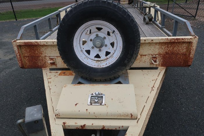2013 FIELDER INDUSTRIES PLANT TRAILER