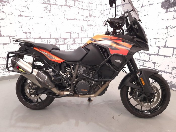 2020 KTM 1290 Super Adventure S Super Adventure Orange