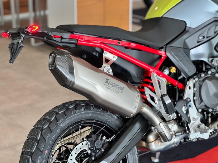 2025 BMW Motorrad F 900 GS Enduro F 900 Yellow