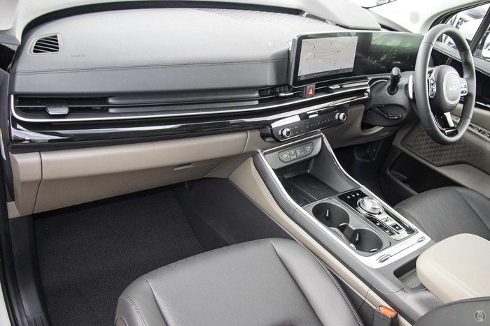 2025 Kia Carnival GT-Line HEV