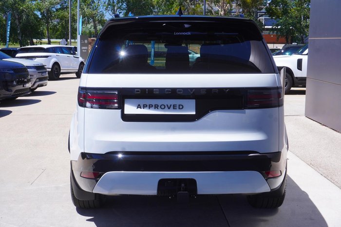 2025 Land Rover Discovery D350 Dynamic SE