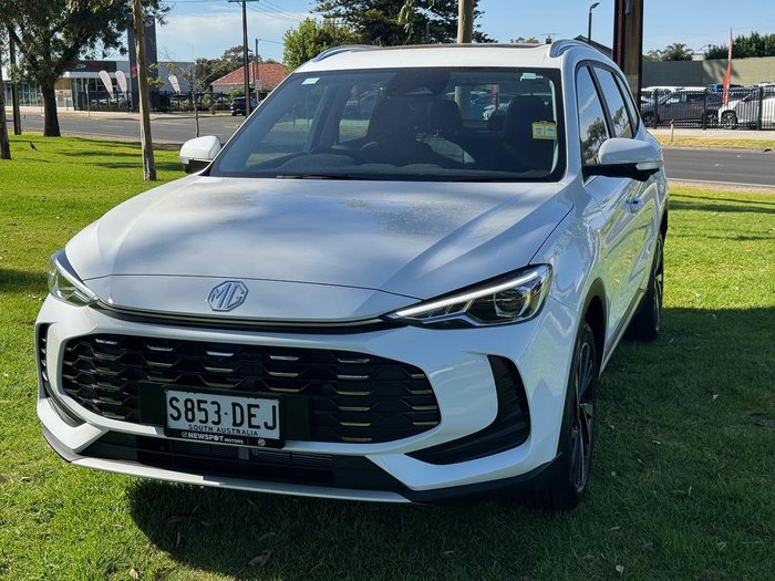 2025 MG ZS Essence Turbo ZS32 MY25 Dover White