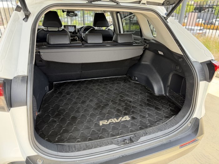 2019 Toyota RAV4 Cruiser 2WD