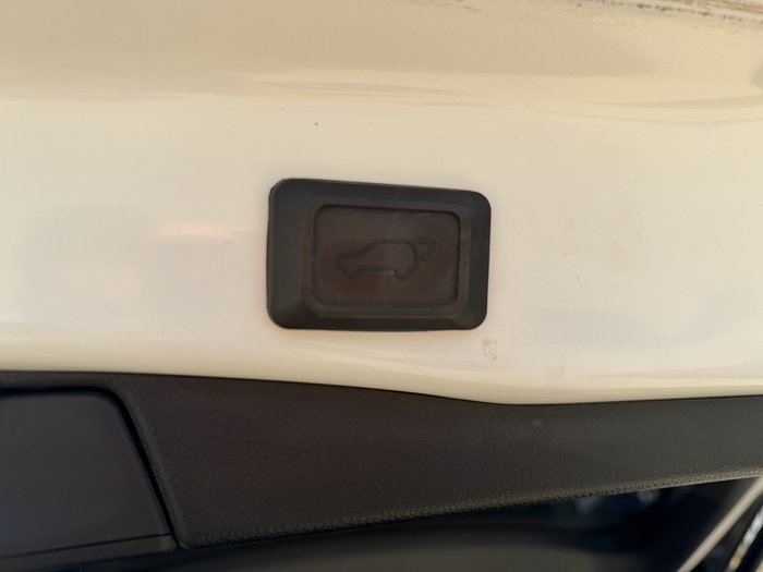 2019 Toyota RAV4 Cruiser 2WD