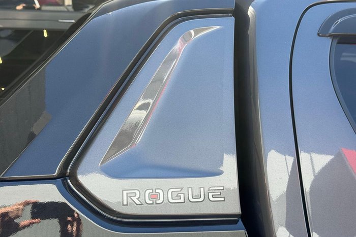 2022 Toyota Hilux Rogue