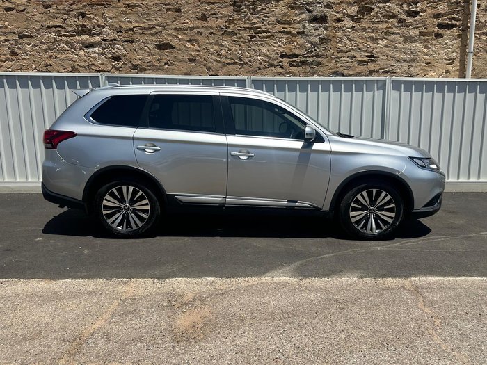 2018 Mitsubishi Outlander LS