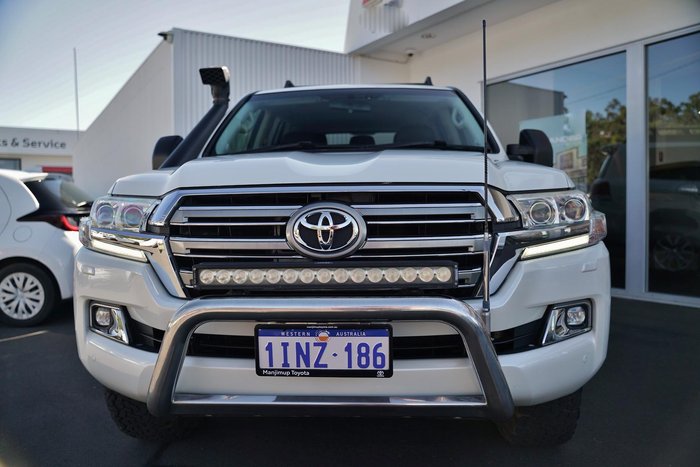 2017 Toyota Landcruiser VX