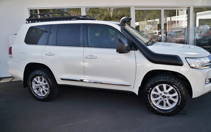 2017 Toyota Landcruiser VX