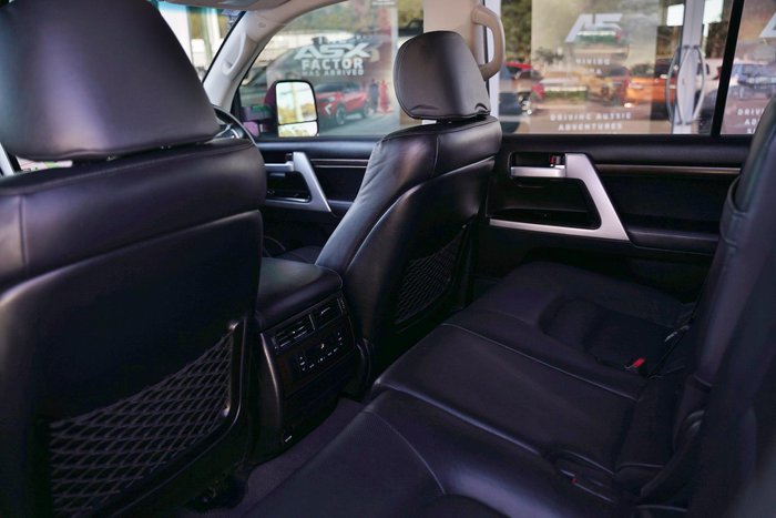 2017 Toyota Landcruiser VX