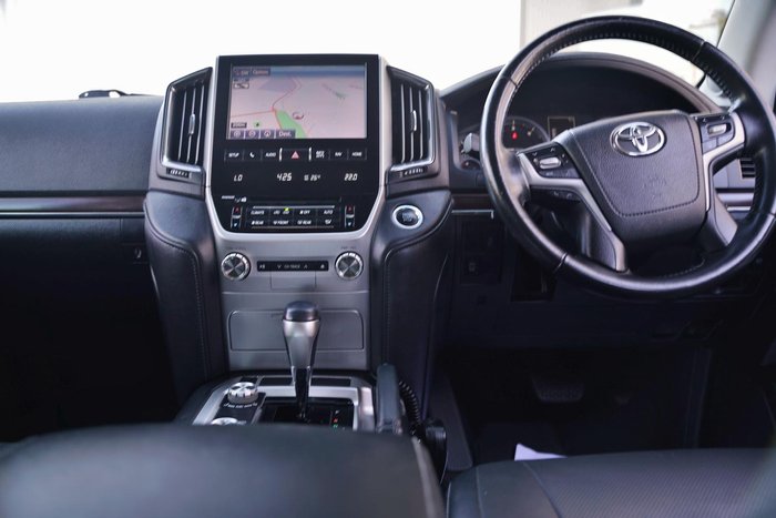 2017 Toyota Landcruiser VX