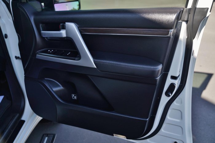 2017 Toyota Landcruiser VX