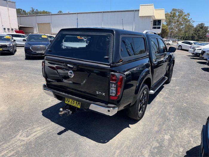 2017 NISSAN NAVARA ST-X (4x2)