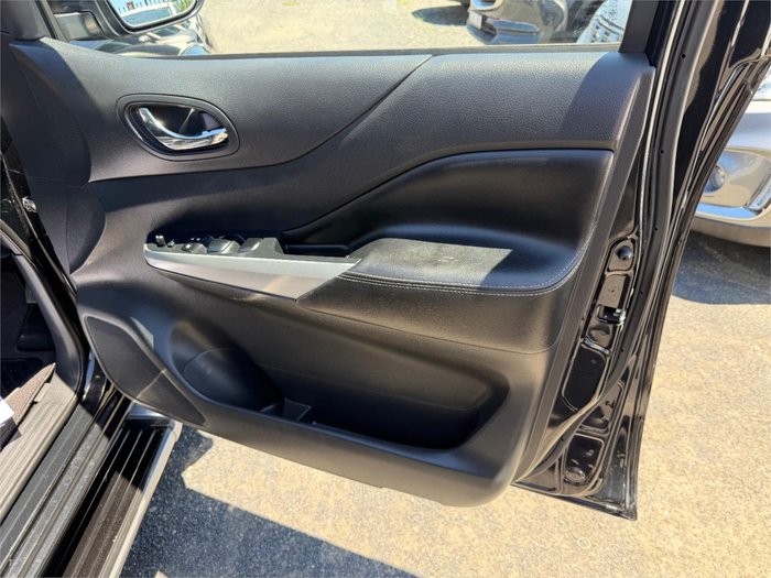 2017 NISSAN NAVARA ST-X (4x2)