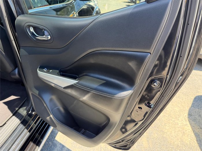 2017 NISSAN NAVARA ST-X (4x2)