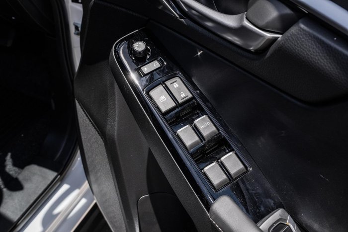 2025 Isuzu D-MAX LS-U+