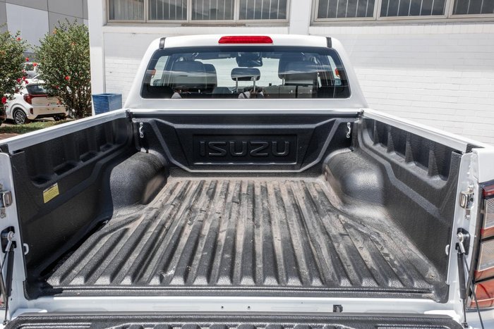 2025 Isuzu D-MAX LS-U+