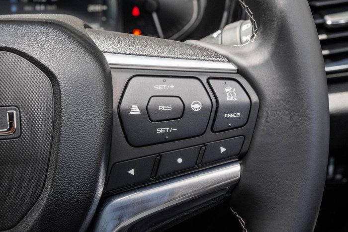 2025 Isuzu D-MAX LS-U+