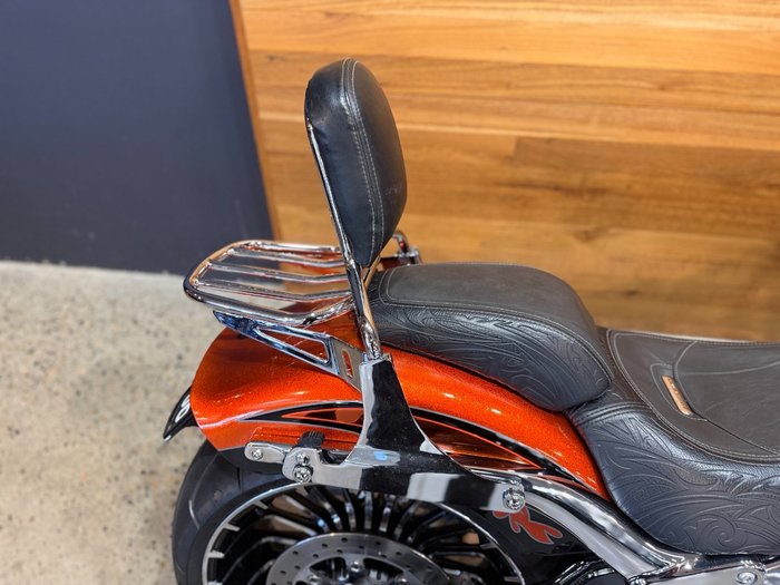 Harley-davidson 2014 HARLEY-DAVIDSON 1800CC FXSBSE CVO BREAKOUT Orange