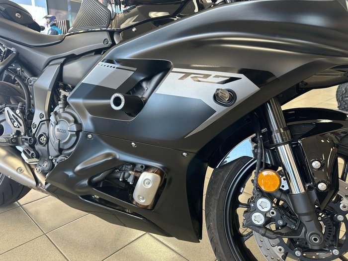2025 Yamaha YZF-R7 LAMs YZF-R Black