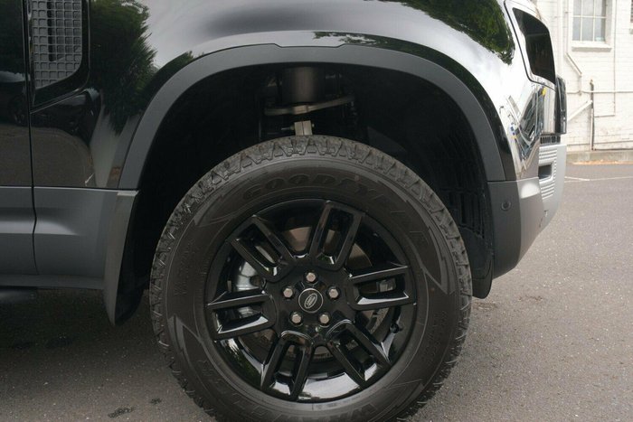 2025 Land Rover Defender 110 D250 S L663 MY25.5 AWD Santorini Black