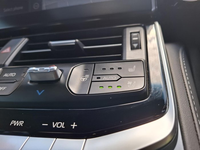 2024 Toyota Landcruiser Sahara