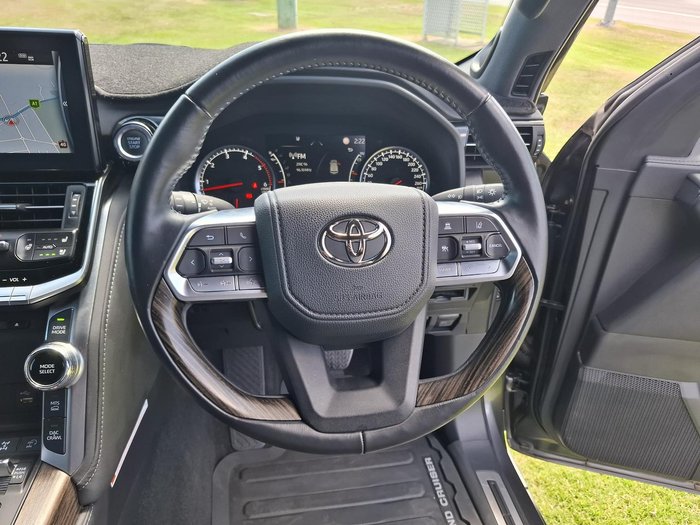 2024 Toyota Landcruiser Sahara