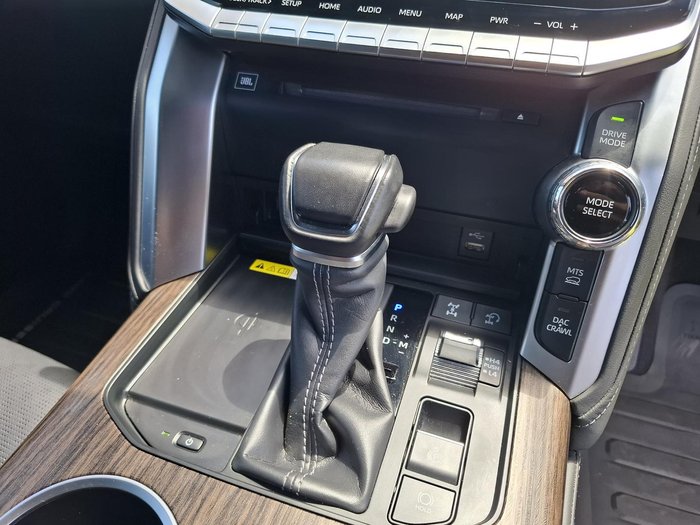 2024 Toyota Landcruiser Sahara