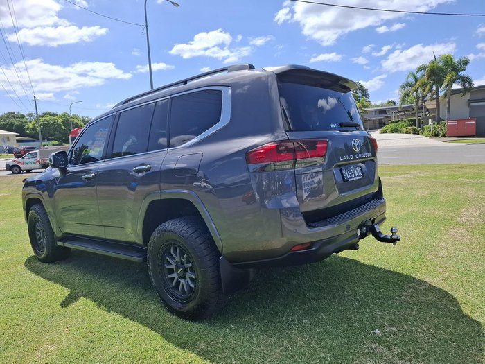 2024 Toyota Landcruiser Sahara