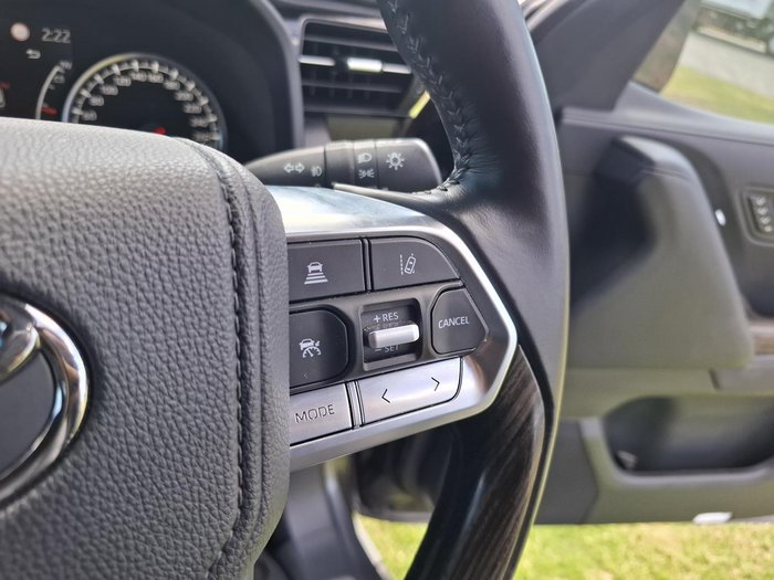 2024 Toyota Landcruiser Sahara