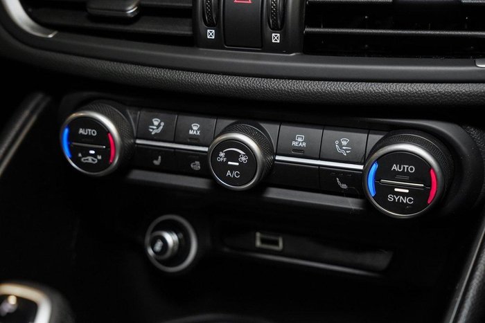 2023 Alfa Romeo Giulia Ti