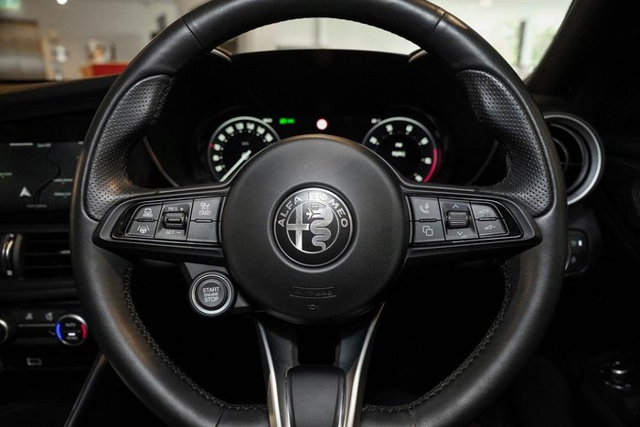 2023 Alfa Romeo Giulia Ti