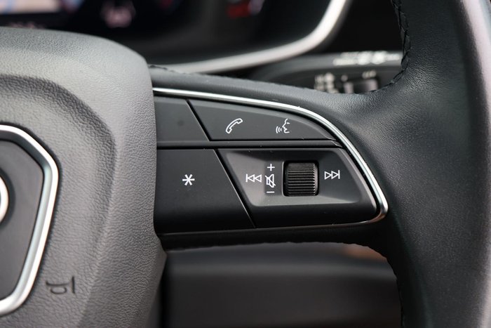 2022 Audi Q3 35 TFSI S line