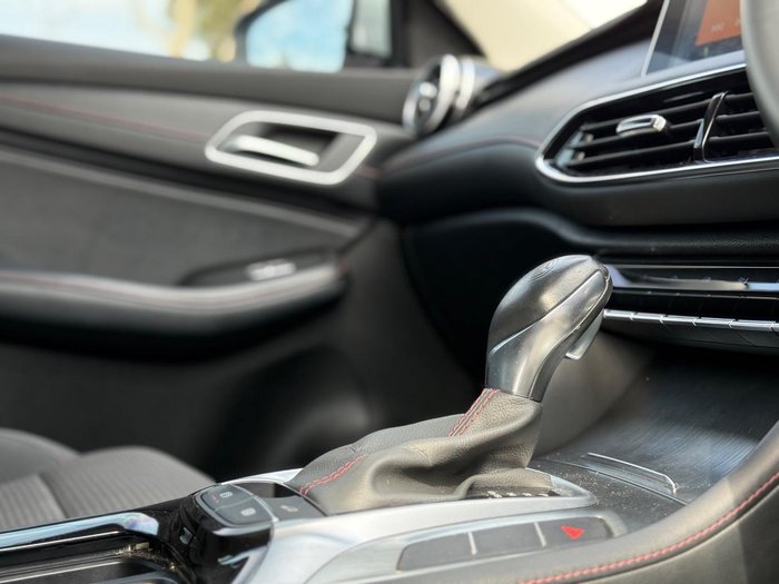 2022 MG HS Core SAS23 MY22 York White