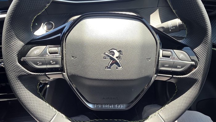 2023 Peugeot e-2008 GT