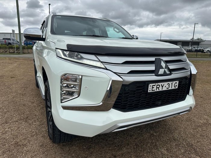 2022 Mitsubishi Pajero Sport Exceed