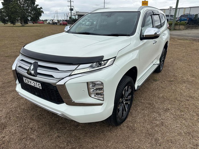 2022 Mitsubishi Pajero Sport Exceed