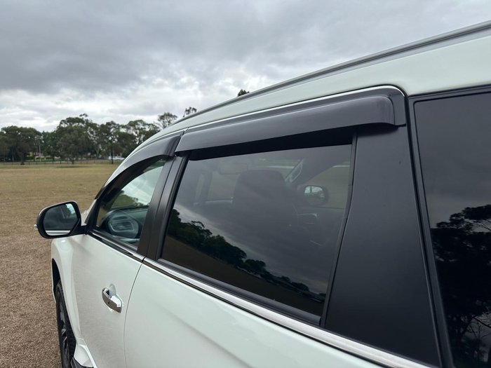 2022 Mitsubishi Pajero Sport Exceed