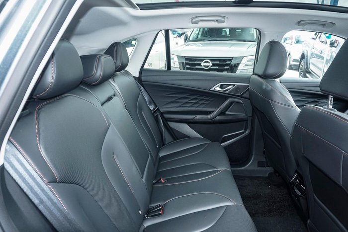 2025 MG HS Hybrid+ Essence