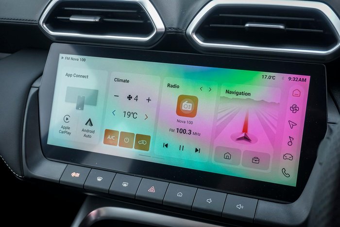 2025 MG ZS Essence Hybrid+