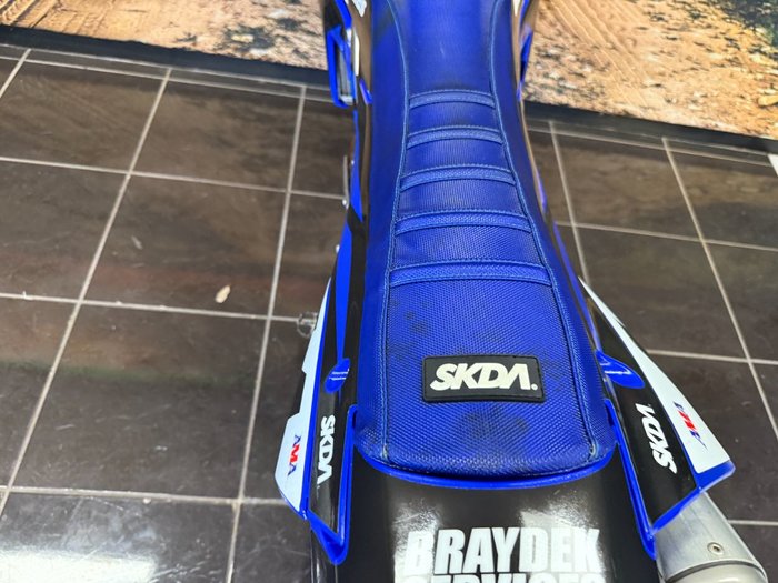 2023 Yamaha YZ450F BLUE